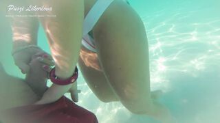 Jerking off a Stranger Underwater on a Crowded Beach HD - Puszi Likorlova