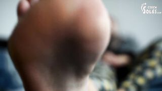 Excited by her big bare feet in his face (pushed foot worship, foot massage, BIG feet, young soles)