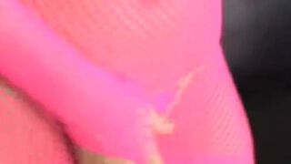 Sweet Chelsea Rocks The Handjob And Cumshot Combination