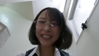 Breaking into the company of a beautiful older sister with glasses ... (3) In the common corridor during lunch break, exposed raw sex, cowgirl, standing doggy, sperm one more time!